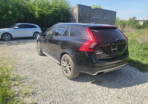 Volvo V60 Cross Country cena 43000 przebieg: 202100, rok produkcji 2016 z Radom małe 172